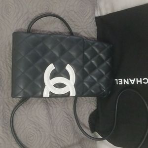 Chanel crossbody purse